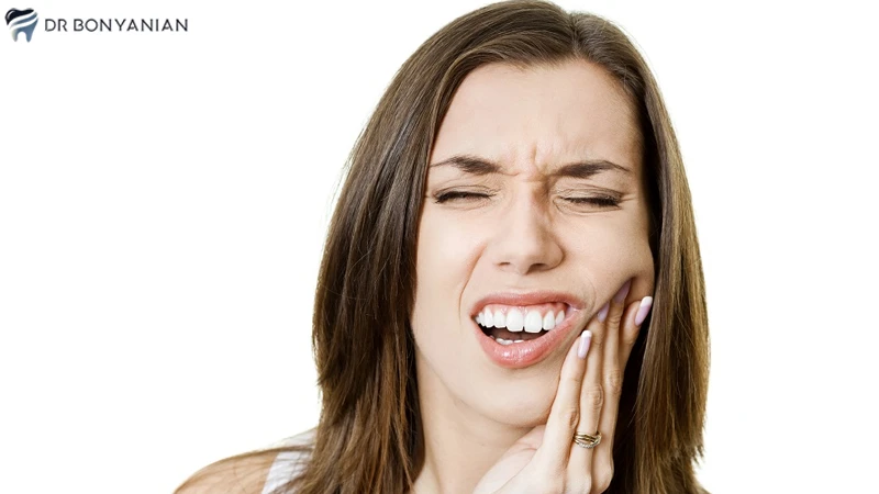 دلایل بروز عوارض لمینت دندان